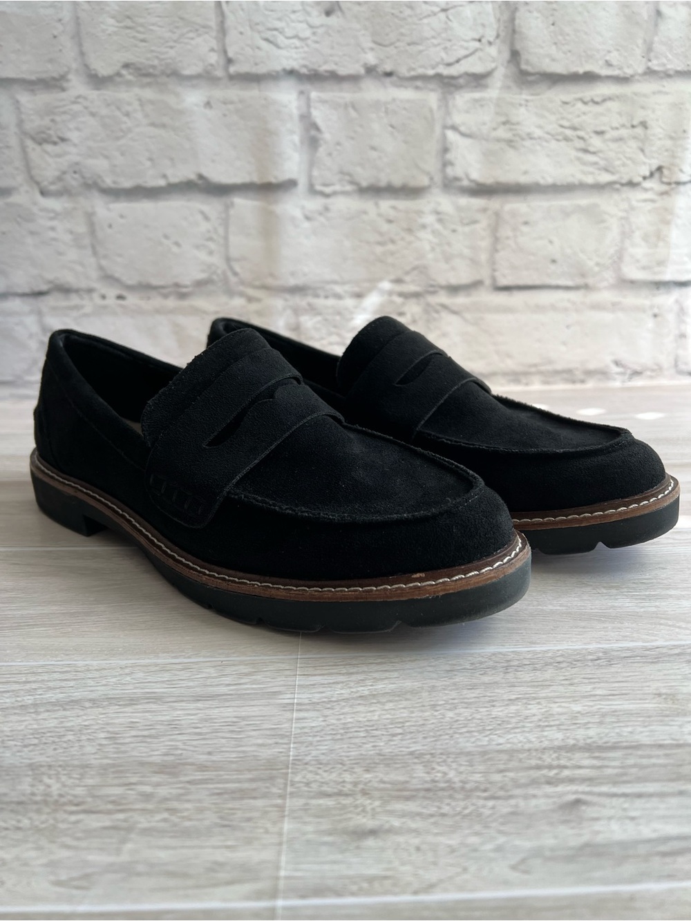 Anne Klein Everly Faux Suede Loafer Size 8.5